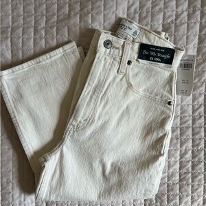 Abercrombie & Fitch Women's Straight Leg Jeans - Cream